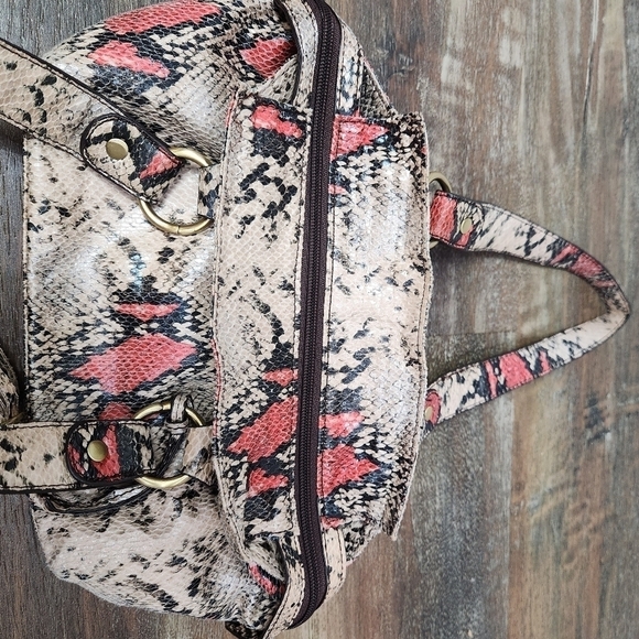 KATE Landry Vintage Snakeskin Purse - Picture 6 of 12
